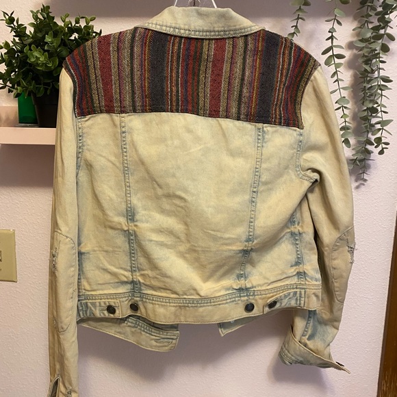 Free People Cropped, Baja White Washed Denim Jean Jacket - Picture 10 of 11
